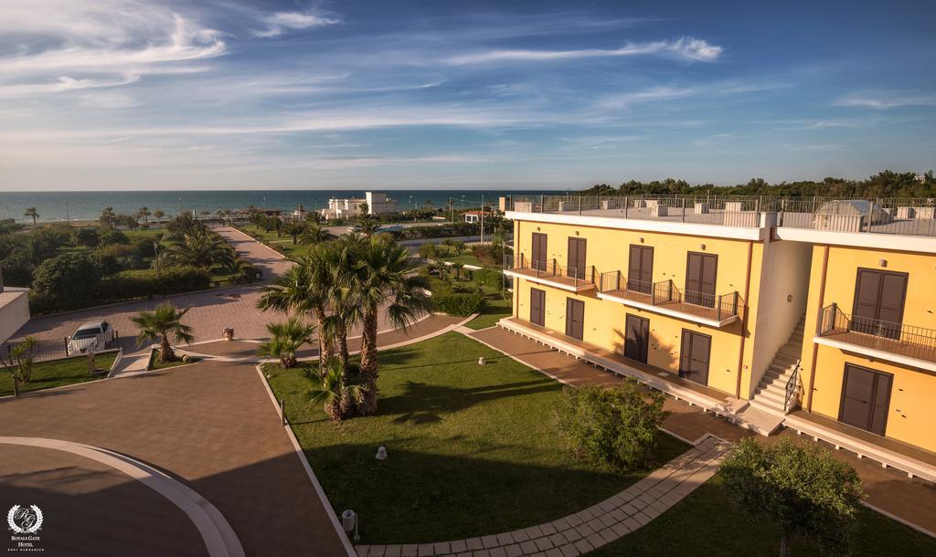 Royals Gate Hotel Роди Гарганико Екстериор снимка