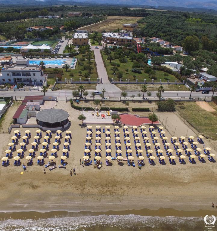 Royals Gate Hotel Роди Гарганико Екстериор снимка