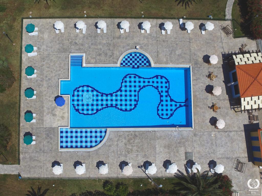Royals Gate Hotel Роди Гарганико Екстериор снимка